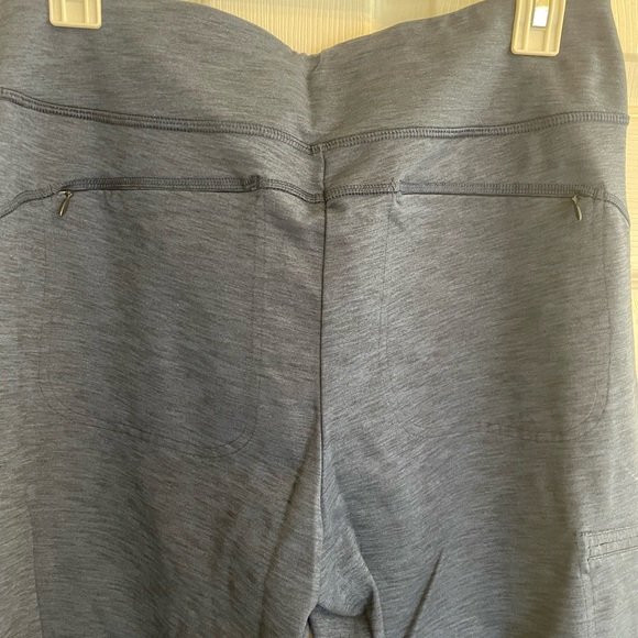 Deluth Trading, relaxed fit NoGa boot-cut pant.  Size M, 31”, heather blue. - Picture 6 of 7